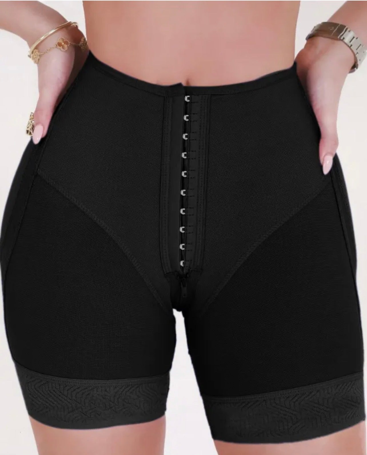 Body By Essence™ Seamless Hook & Eye Sculpting Shorts – High Waist Tummy Control Shapewear Shorts