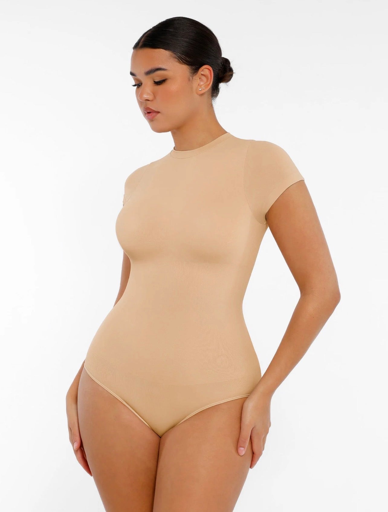 Body By Essence™ Seamless Short Sleeve Sculpting Bodysuit – Crew Neck Tummy Control Shapewear Bodysuit